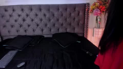 luna_cute14 online show from March 19, 2026, 8:46 pm