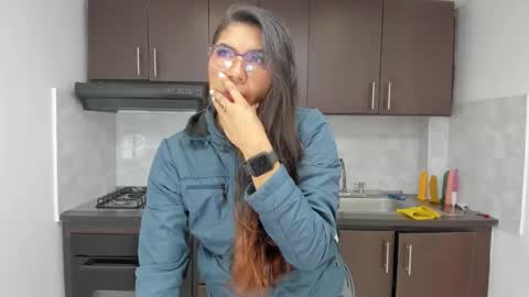Snapshot of luna_dumont chatting on May 19, 2026, 11:16 am luna online show from May 19, 2026, 11:16 am