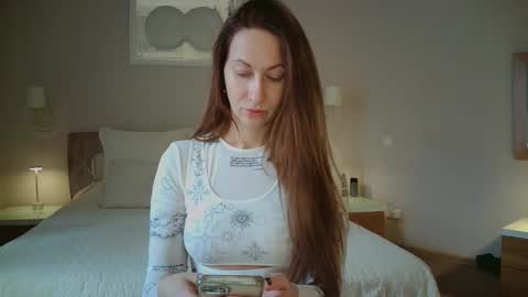 Snapshot of luna_hoti chatting on February 16, 2026, 7:15 am luna_hoti online show from February 16, 2026, 7:15 am