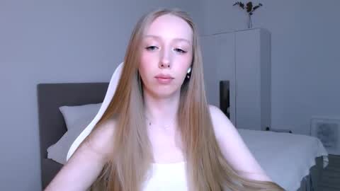 Snapshot of luna_insanity chatting on January 11, 2026, 8:36 pm Luna online show from January 11, 2026, 8:36 pm