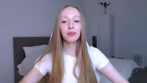 Snapshot of luna_insanity chatting on January 14, 2026, 8:47 pm Luna online show from January 14, 2026, 8:47 pm