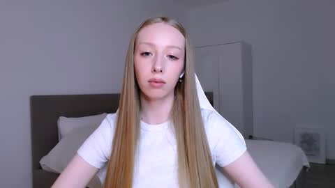 Snapshot of luna_insanity chatting on February 7, 2026, 8:56 pm Luna online show from February 7, 2026, 8:56 pm