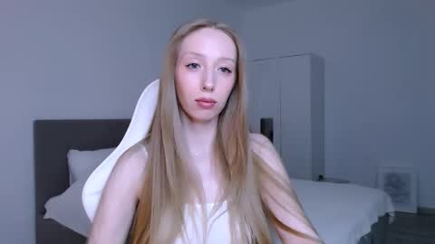 Snapshot of luna_insanity chatting on February 12, 2026, 9:21 pm Luna online show from February 12, 2026, 9:21 pm