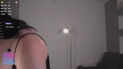 Luna online show from December 17, 2025, 5:24 am