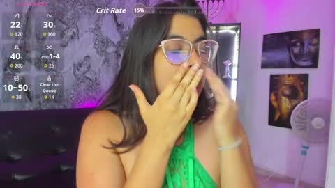 Snapshot of luna_jonnes1 chatting on May 3, 2026, 7:42 pm Luna online show from May 3, 2026, 7:42 pm