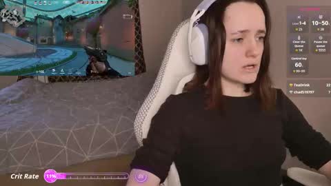 luna_loveeee online show from February 6, 2026, 5:01 am