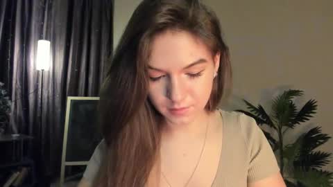 Luna online show from January 9, 2026, 5:54 am