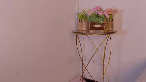 Snapshot of luna_ocampo chatting on September 18, 2025, 9:06 pm online show from September 18, 2025, 9:06 pm