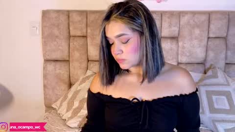 Snapshot of luna_ocampo chatting on October 29, 2025, 8:21 pm online show from October 29, 2025, 8:21 pm