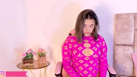 Snapshot of luna_ocampo chatting on November 15, 2025, 8:27 pm online show from November 15, 2025, 8:27 pm