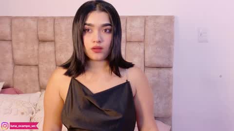 Snapshot of luna_ocampo chatting on November 29, 2025, 7:44 am online show from November 29, 2025, 7:44 am