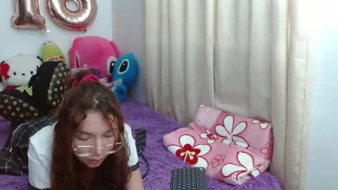 luna_rios69 online show from February 9, 2026, 9:41 pm