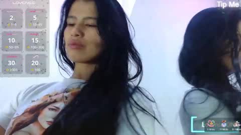 luna_starr69 online show from October 27, 2025, 12:42 pm