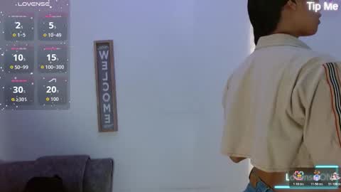 luna_starr69 online show from November 11, 2025, 12:49 pm