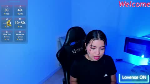 Luna  online show from January 8, 2026, 7:16 pm