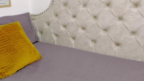 luna_valle online show from January 27, 2025, 12:12 am