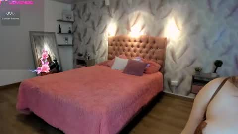  Luna online show from September 26, 2025, 3:32 am