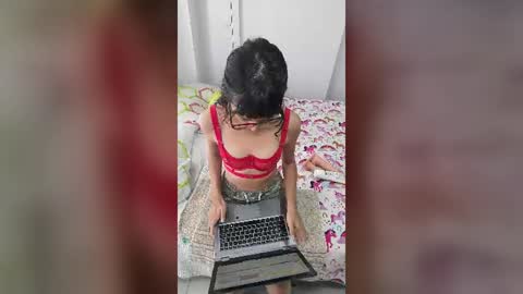 Snapshot of lunaaluneraa chatting on June 22, 2026, 9:01 pm lunaaluneraa online show from June 22, 2026, 9:01 pm