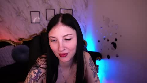 lunaamay online show from April 16, 2026, 6:47 am