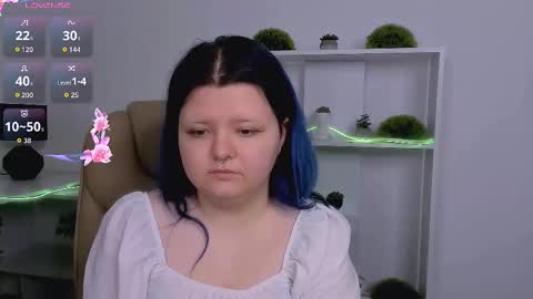 Luna online show from March 27, 2026, 8:26 am