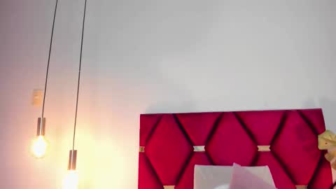 Luna Aspen online show from November 11, 2025, 5:57 pm