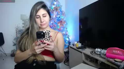 Snapshot of lunagardners chatting on January 7, 2025, 5:12 am lunagardners online show from January 7, 2025, 5:12 am