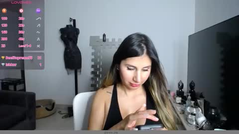 Snapshot of lunagardners chatting on September 13, 2025, 12:32 am lunagardners online show from September 13, 2025, 12:32 am