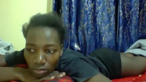lunah_kitty online show from April 22, 2026, 3:20 am