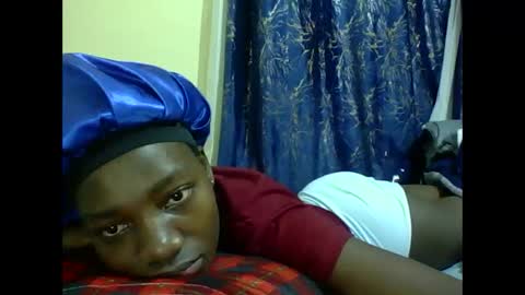 lunah_kitty online show from May 18, 2026, 3:24 am