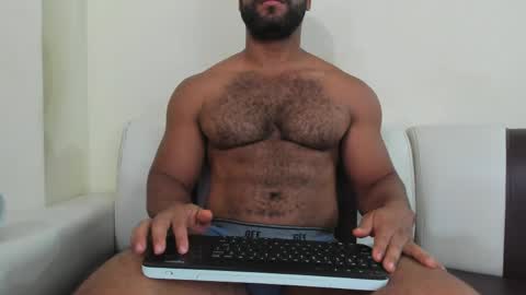Snapshot of lunainsane58 chatting on April 18, 2026, 2:10 pm Luna online show from April 18, 2026, 2:10 pm