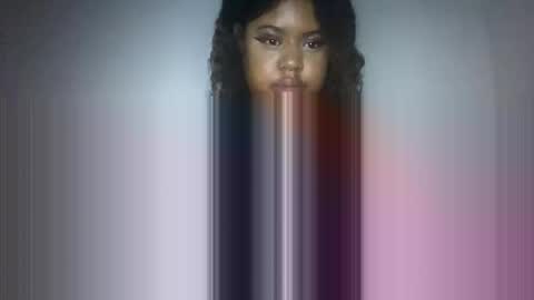 lunamoth00 online show from February 4, 2026, 3:23 am