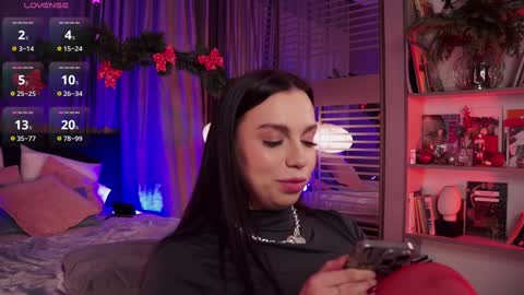 Luna  next streams Mon Fri Sat Sun 8pm-5am gmt0 online show from December 24, 2024, 4:00 am