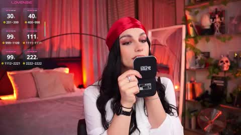 Luna  next streams Mon Fri Sat Sun 8pm-5am gmt0 online show from November 1, 2025, 8:33 pm