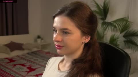 lunaolivia_ online show from March 1, 2026, 1:35 pm