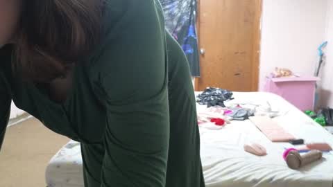 lunaquinn45 online show from December 31, 2024, 2:19 am