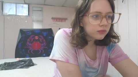 lunaquinn45 online show from January 2, 2025, 4:24 pm