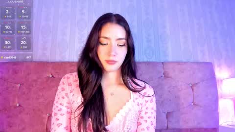 Luna  online show from October 23, 2025, 9:24 pm