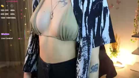 Kelly online show from January 16, 2026, 2:43 pm