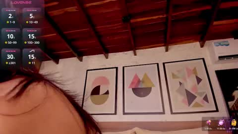 Snapshot of lunaruso chatting on November 27, 2025, 8:33 pm Luna Ruso online show from November 27, 2025, 8:33 pm