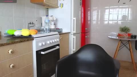 Snapshot of lunary_mix chatting on February 9, 2025, 2:50 pm Luna online show from February 9, 2025, 2:50 pm