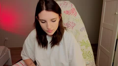 Kate online show from November 20, 2025, 4:18 pm