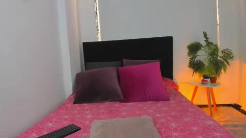 Snapshot of lunavelvet7 chatting on September 22, 2025, 3:25 pm lunavelvet7 online show from September 22, 2025, 3:25 pm