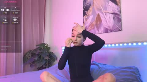 Snapshot of lunavine chatting on December 20, 2025, 10:55 am Veronica online show from December 20, 2025, 10:55 am