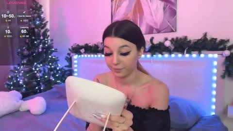 Snapshot of lunavine chatting on January 17, 2026, 10:42 am Veronica online show from January 17, 2026, 10:42 am