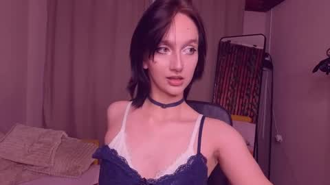 call me a pose striker  online show from May 1, 2026, 10:31 am