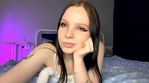 Lunavoyce online show from November 10, 2025, 3:00 pm