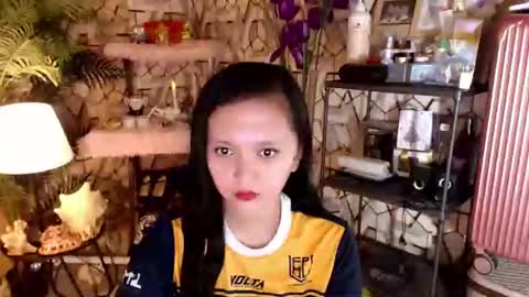 Snapshot of lunawinks_ chatting on January 5, 2026, 5:27 pm lunawinks_ online show from January 5, 2026, 5:27 pm