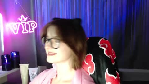 Snapshot of lunaxcherry chatting on July 23, 2026, 5:44 pm LunaXcherry online show from July 23, 2026, 5:44 pm