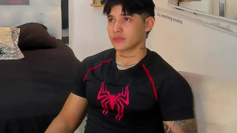 Lunay online show from November 11, 2025, 1:16 am