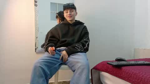 lunaydream online show from July 13, 2026, 11:57 am